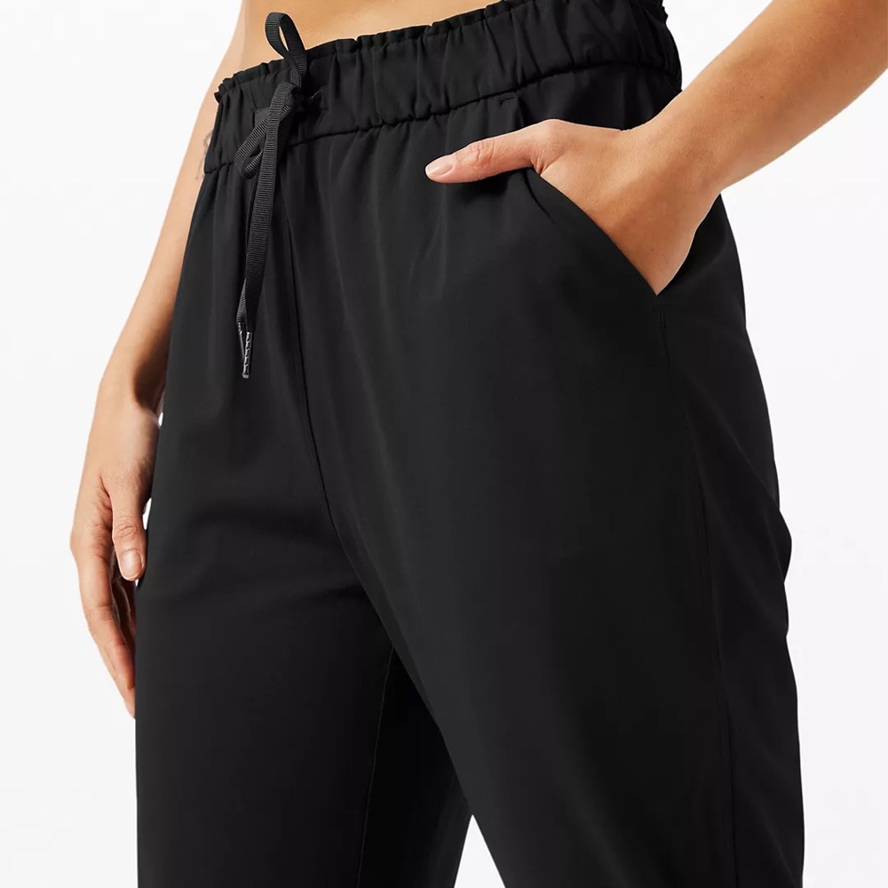 Black Lululemon sweatpants